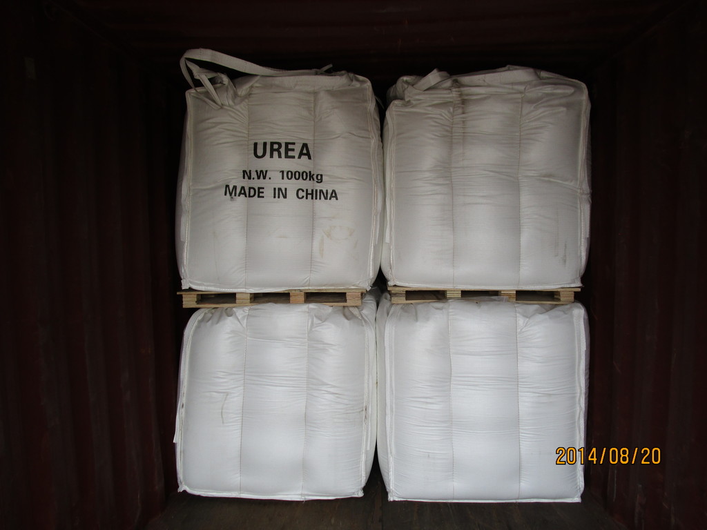 Palletized jumbo bags stuffed inside a container